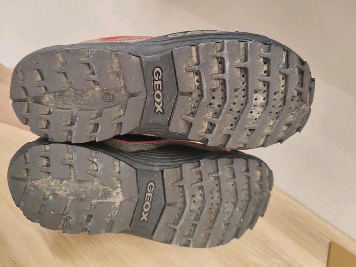 Кроссовки Geox
