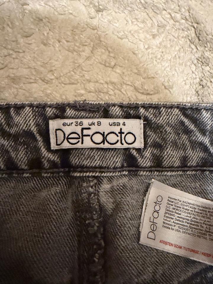Джинсы: Defacto
