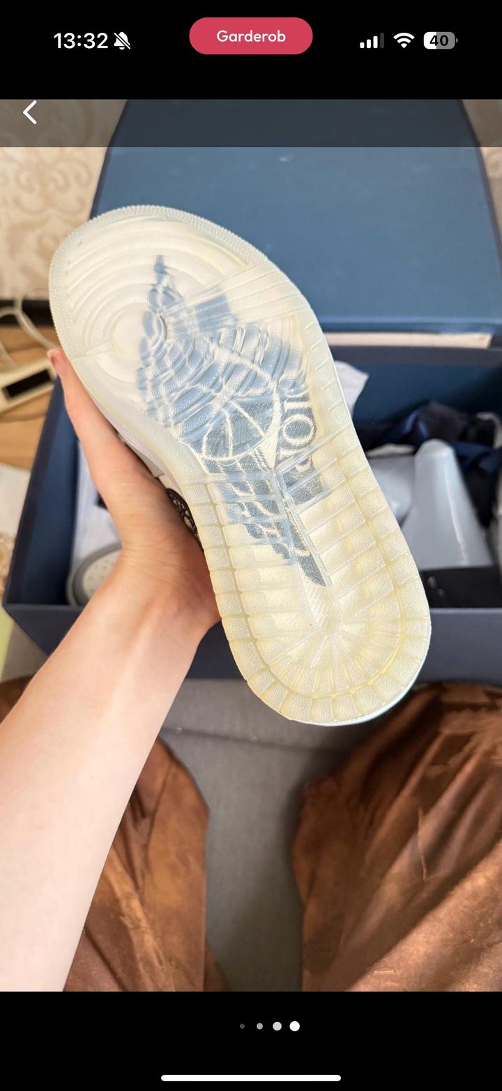 1/1 кожанные кроссовки air Dior новые в коробке