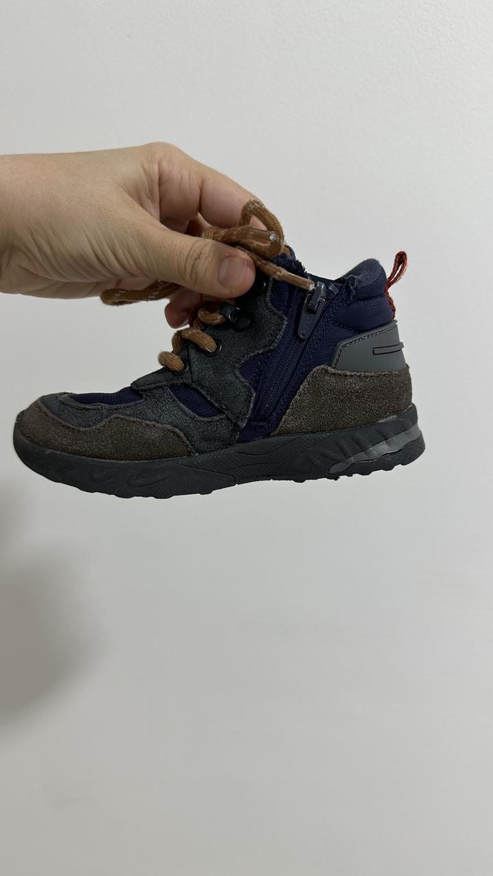 Детские ботиночки Zara