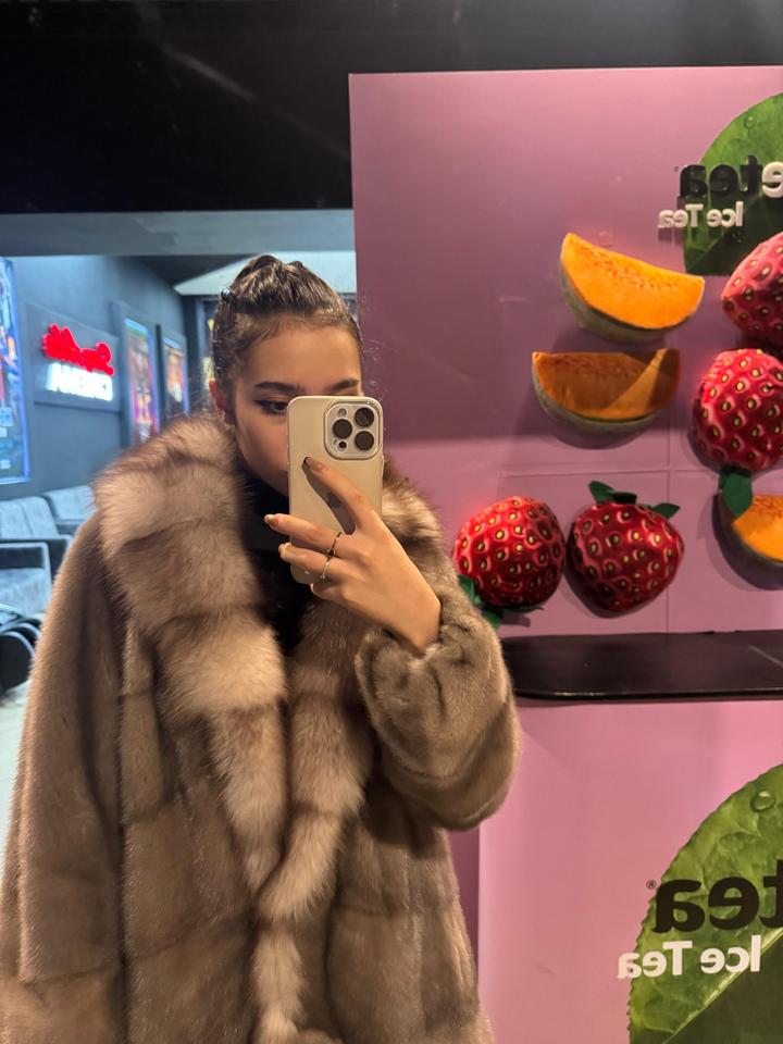 Норковая шуба с воротником из соболя