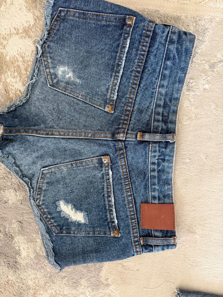 Шорты Pull&bear