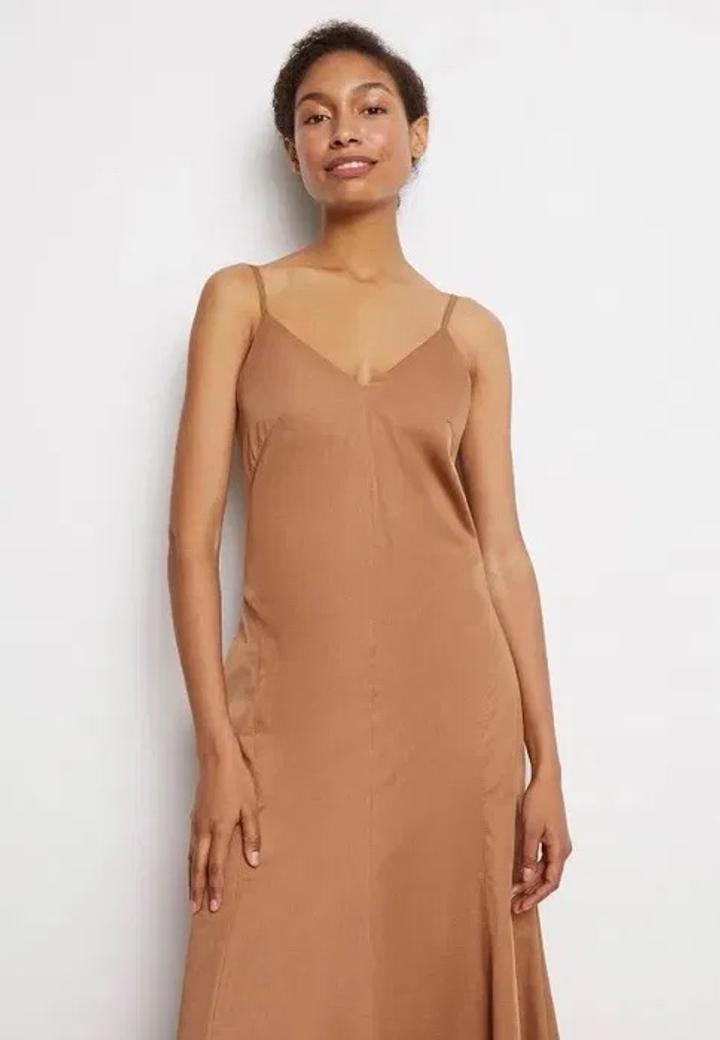 Сарафан 12 STOREEZ хлопок миди бежевый