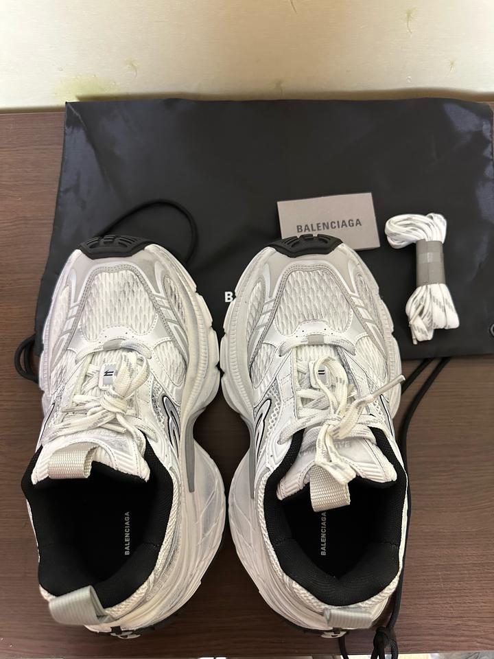 Balenciaga 10XL White/Grey