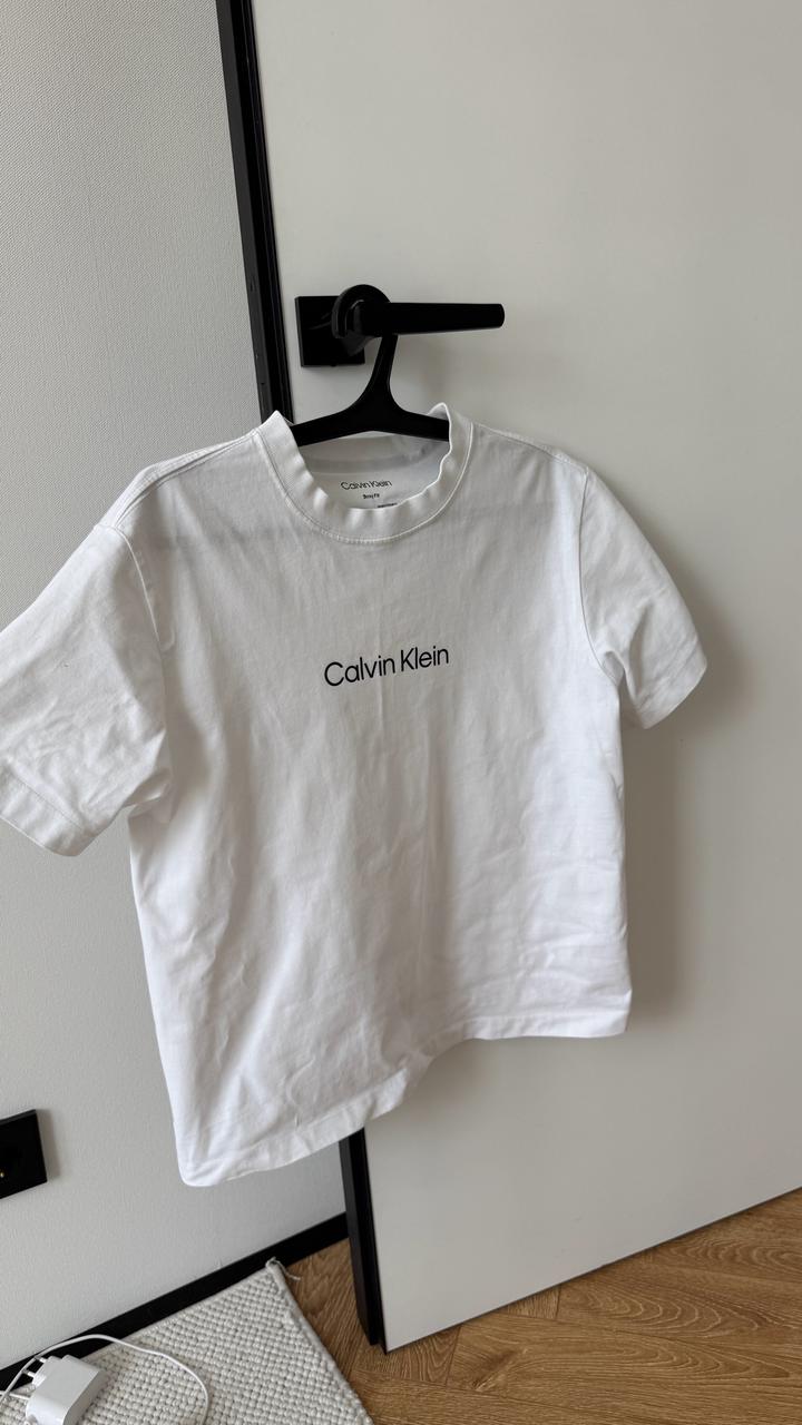 Футболка Calvin Klein