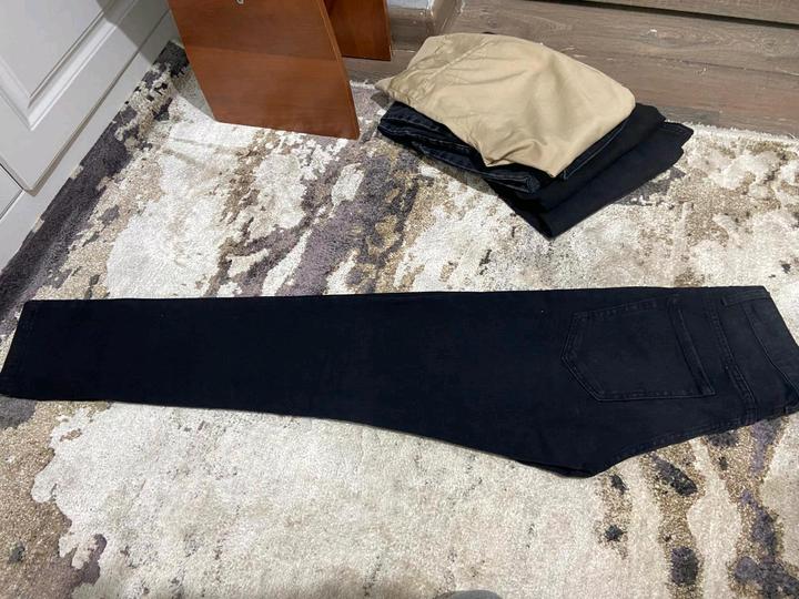 Черные джинсы Mavi