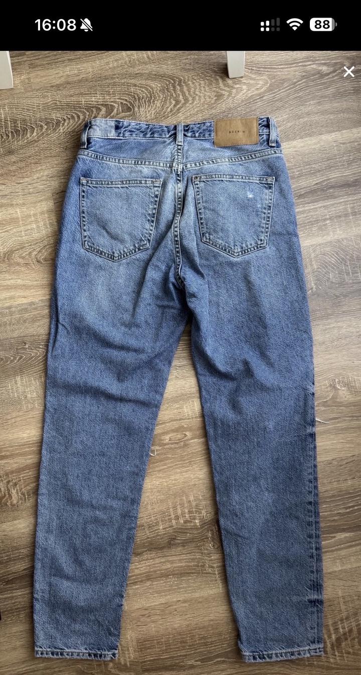 Рваные джинсы &denim