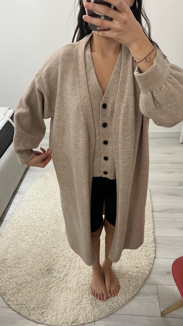 Теплая двойка бежевого цвета