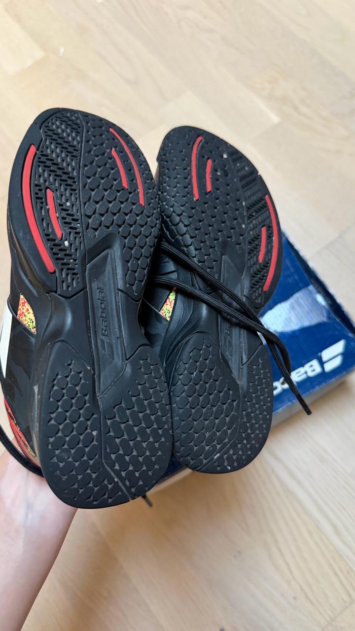 Теннисные кроссовки для мальчика Babolat