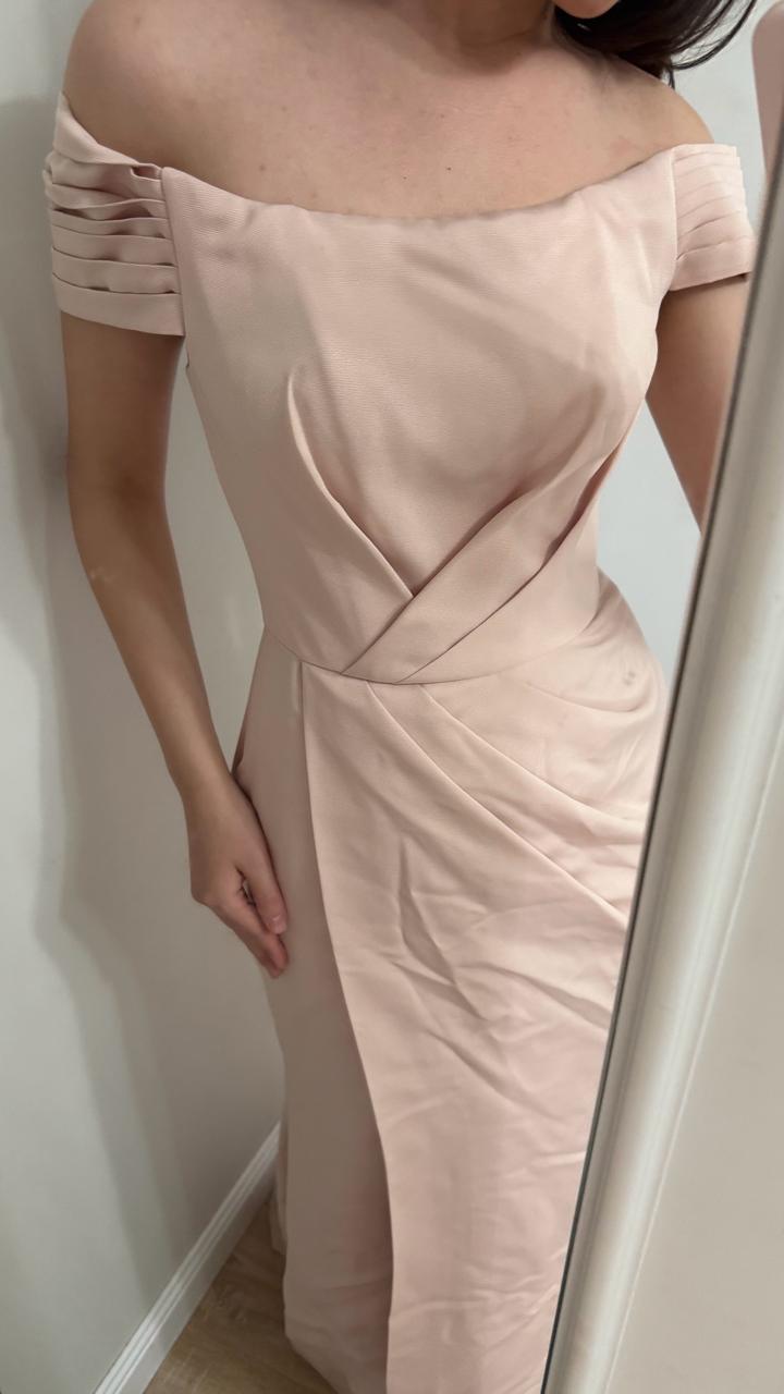 Пудровое платье arunaz atelier