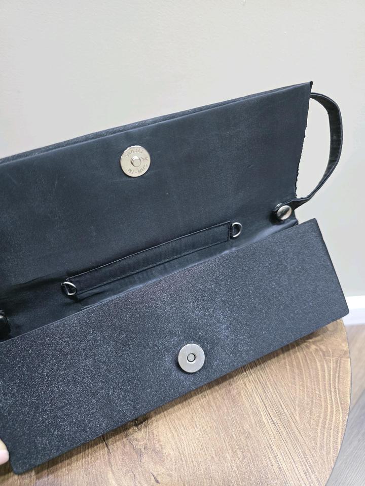 Сумочка вечерняя