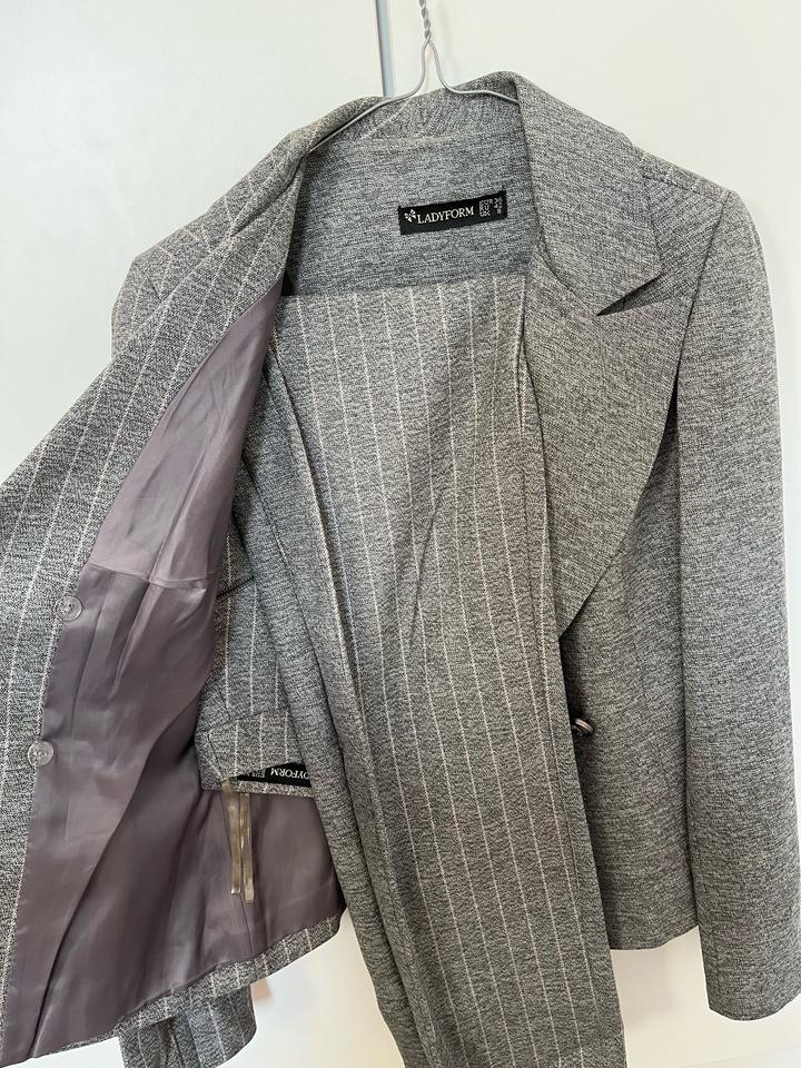 Костюм брючной