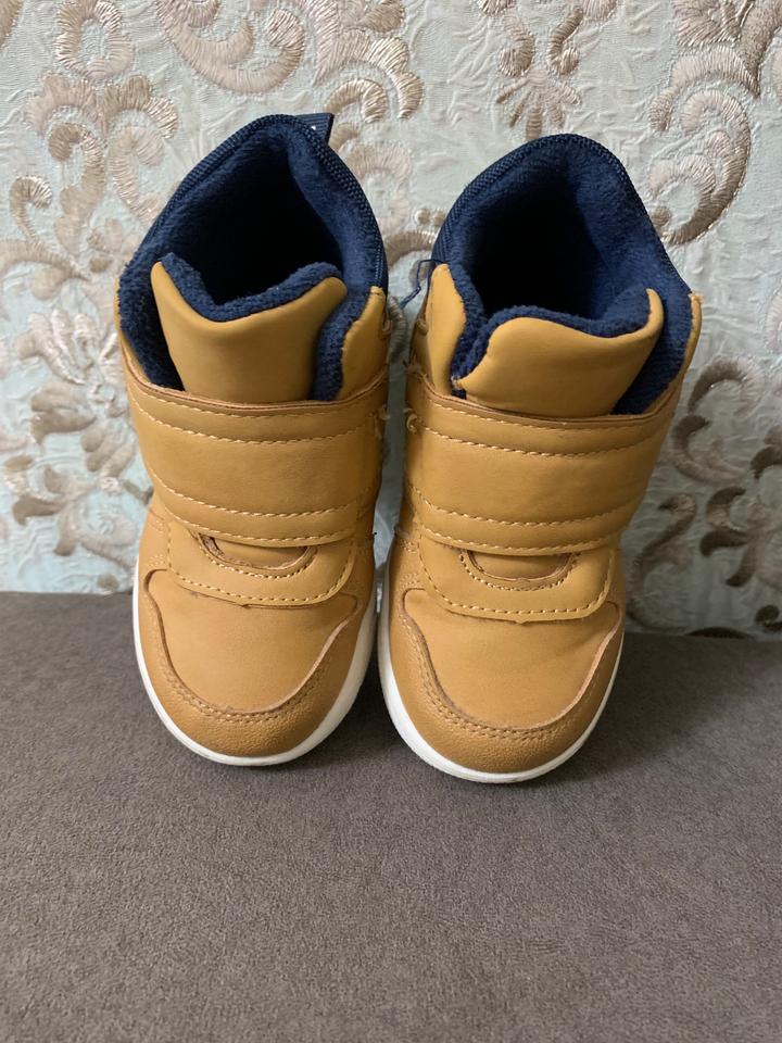 Детские демисезонные ботинки