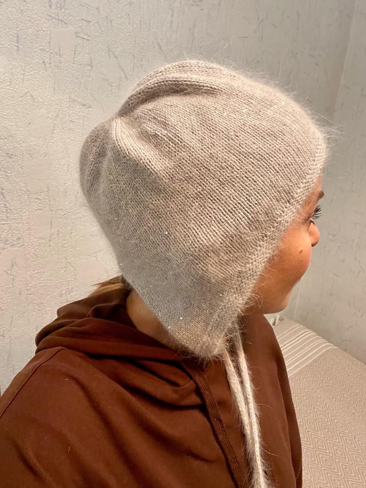 Чепчик блестящий женский на завязках