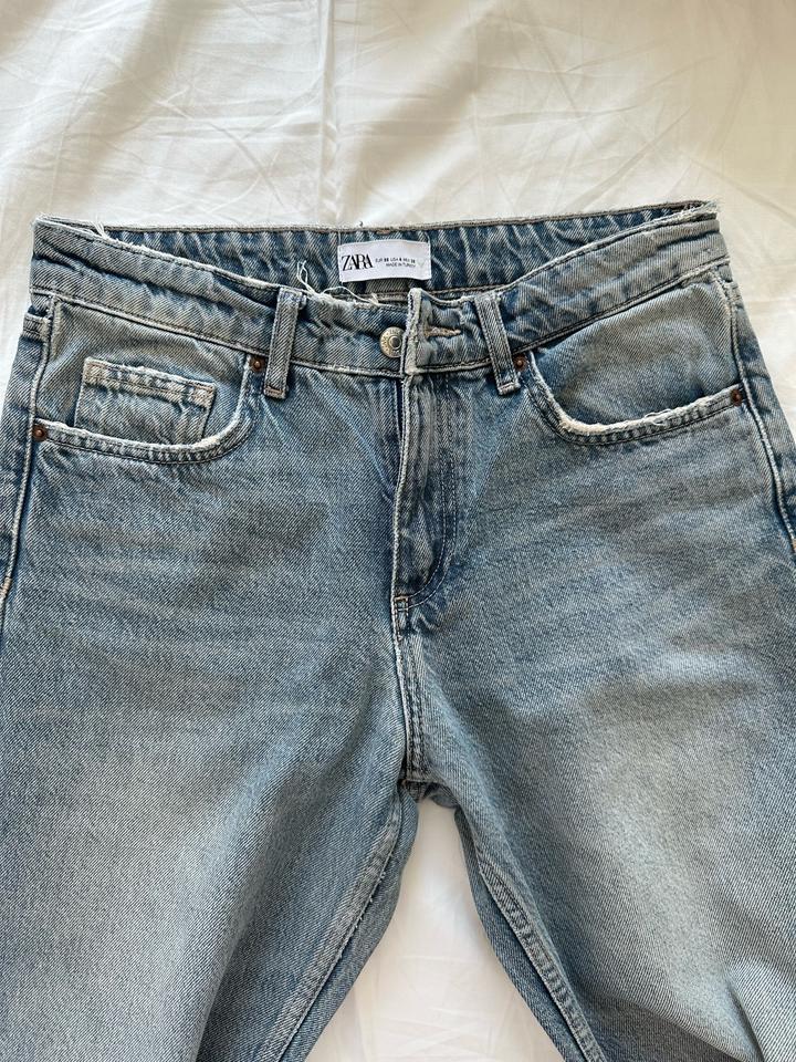 Джинсы Zara