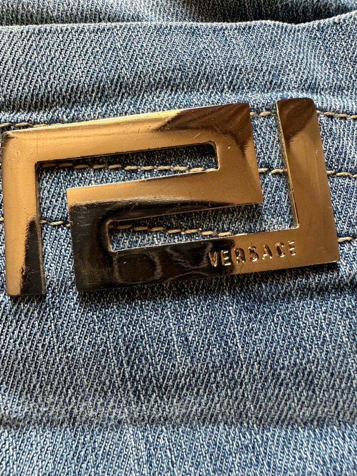Джинсы Versace