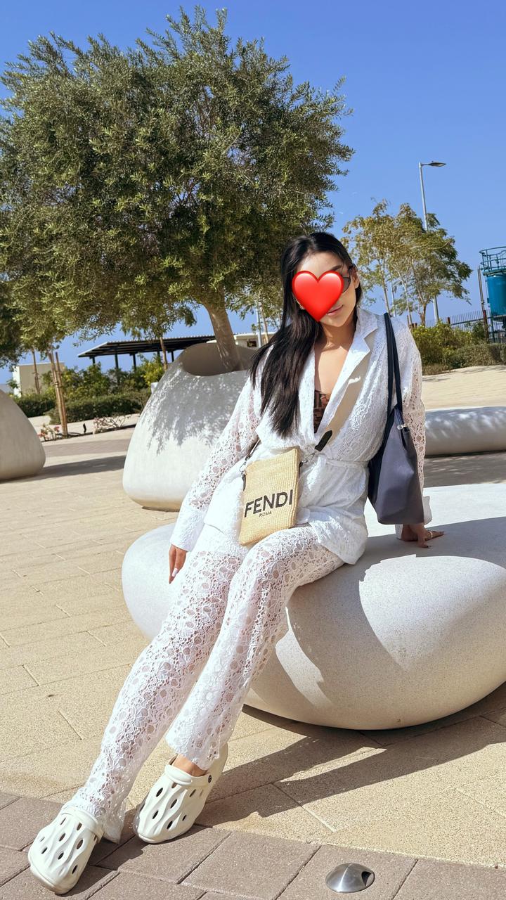 Кружевная двойка ручной работы