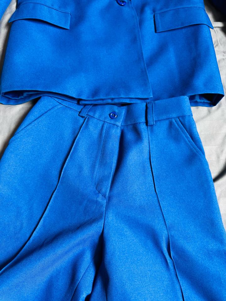 Костюм и шорты