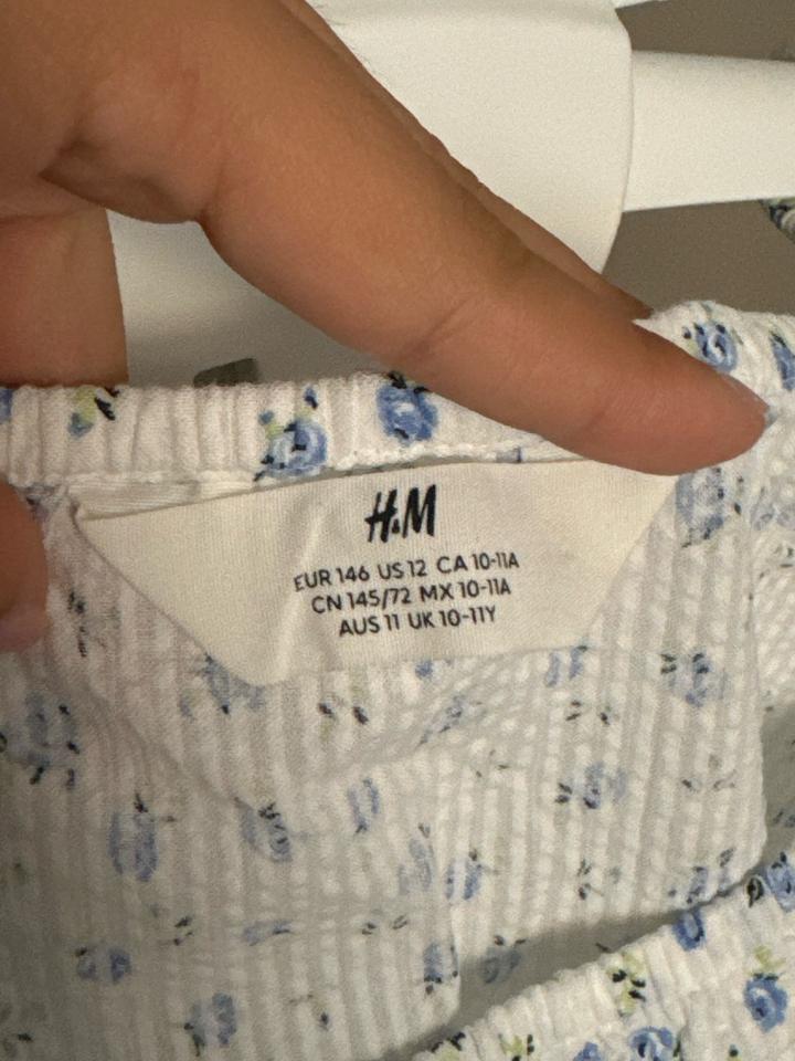 Топ от H&M