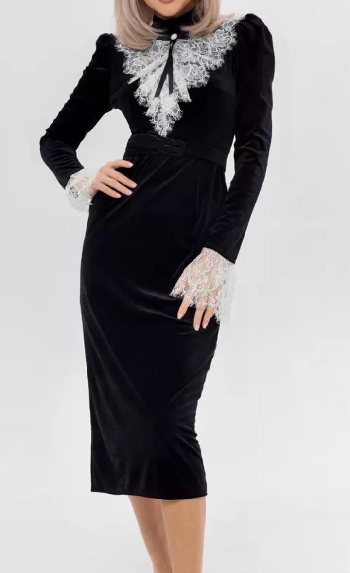 Платье черное