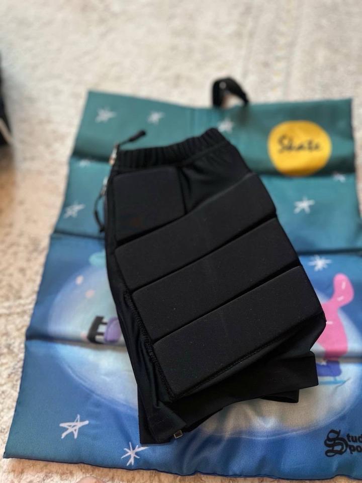 Комплект для фигурного катания