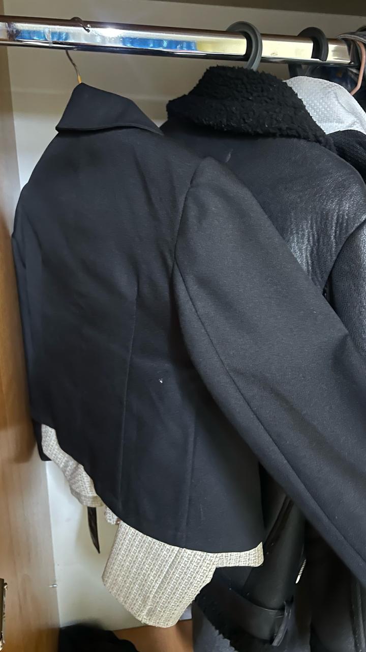 Короткий костюм