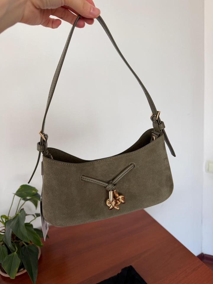 Сумка Charles and Keith