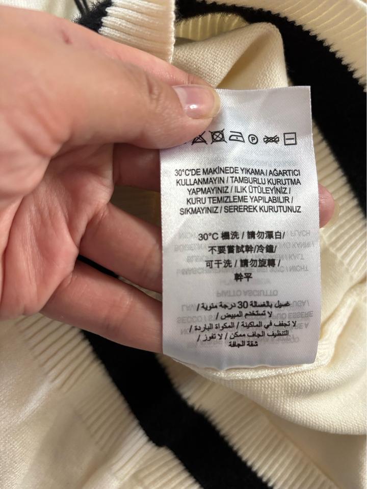 Новая кофта Chanel с бирками