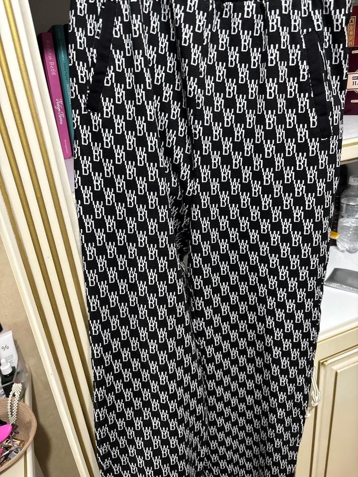 Черное белые трико делорас