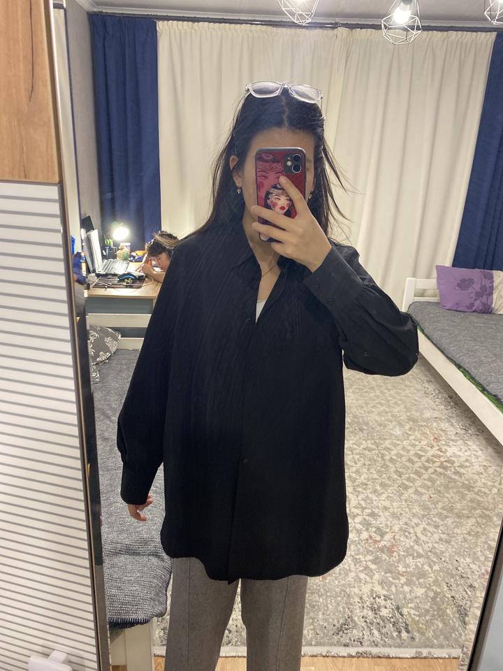 Черная рубашка