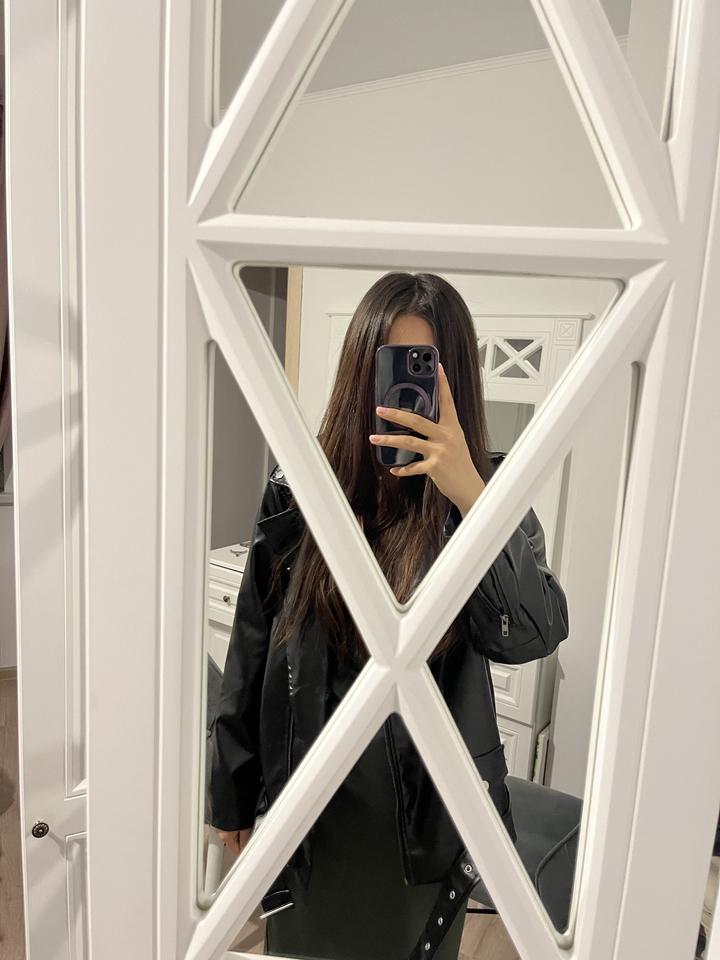 Кожаная куртка новая