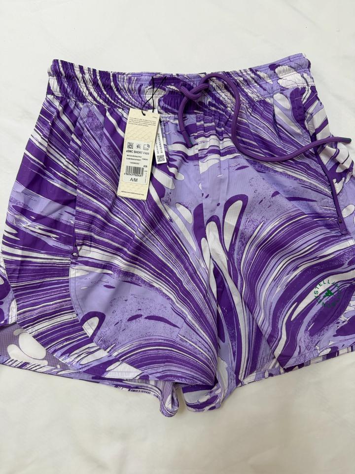 Одежда для спорта и прогулок от adidas Stella McCartney