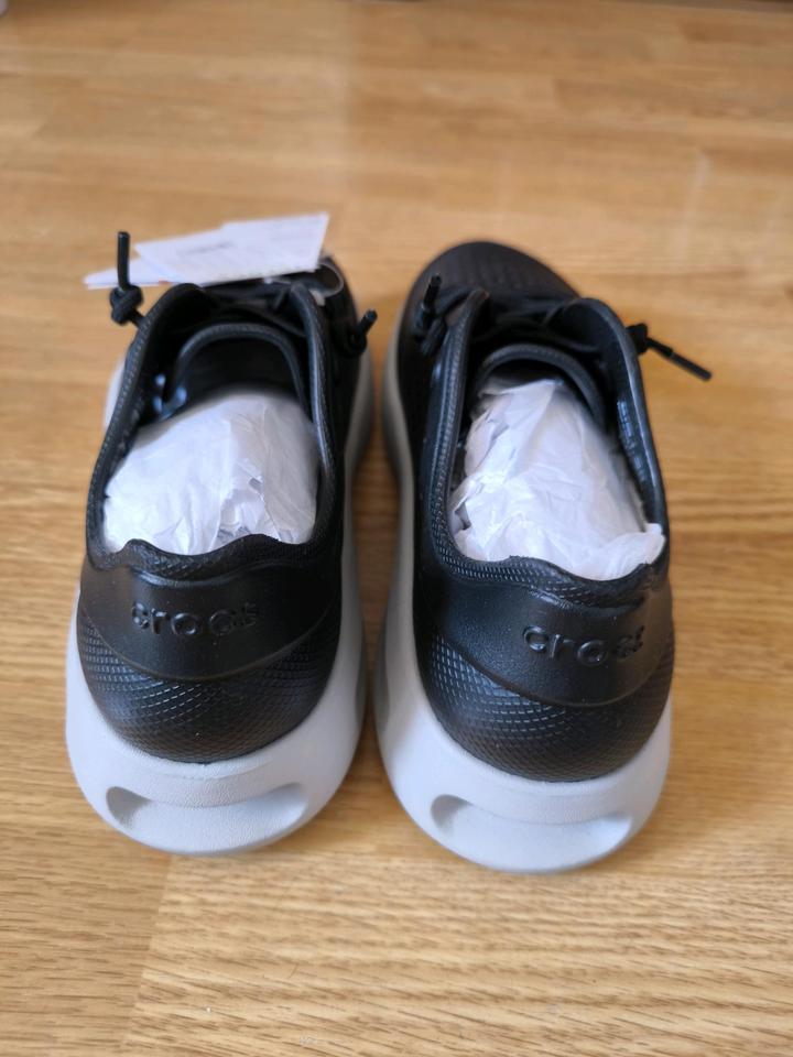 Кроссовки женские Crocs Women's InMotion LoteRide Pacer