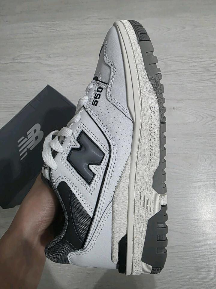 Кроссовки NEW BALANCE 550