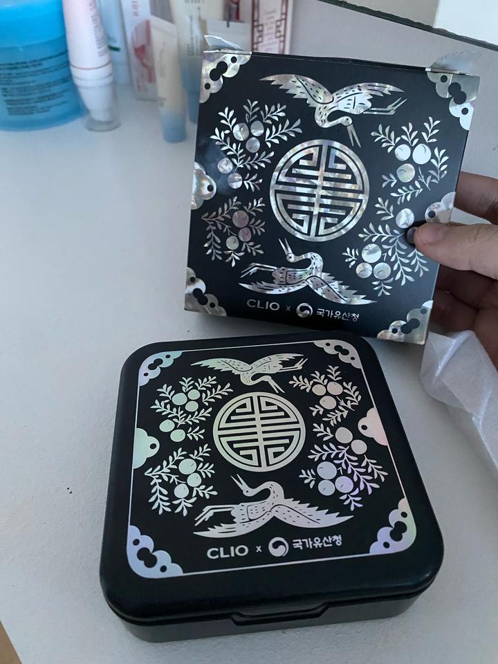Органайзер для украшений от бренда clio в коллабе