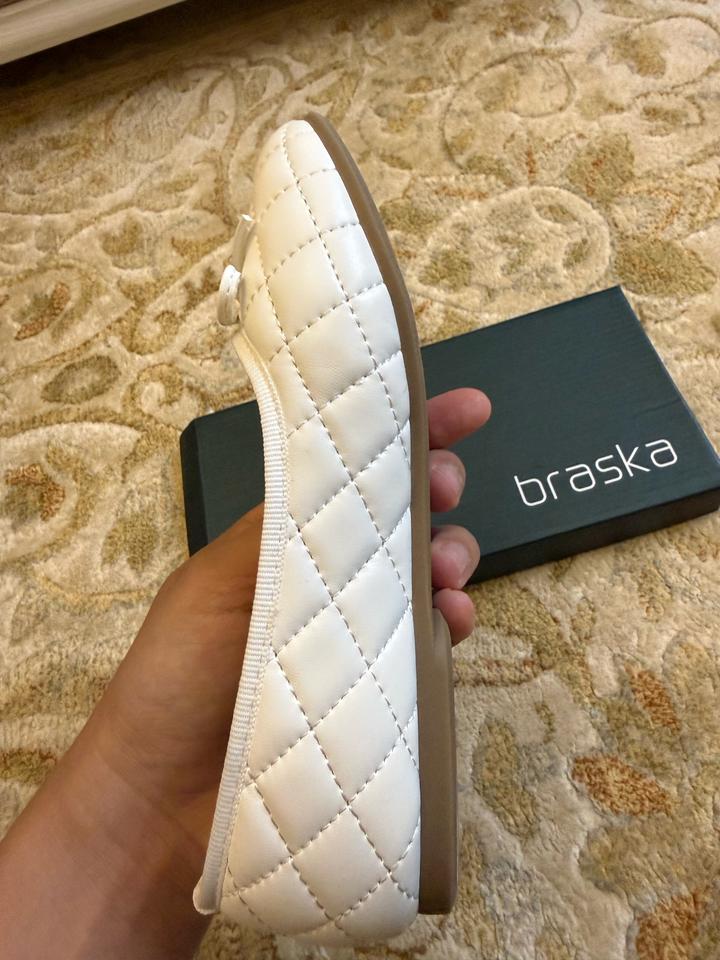 Белый туфли