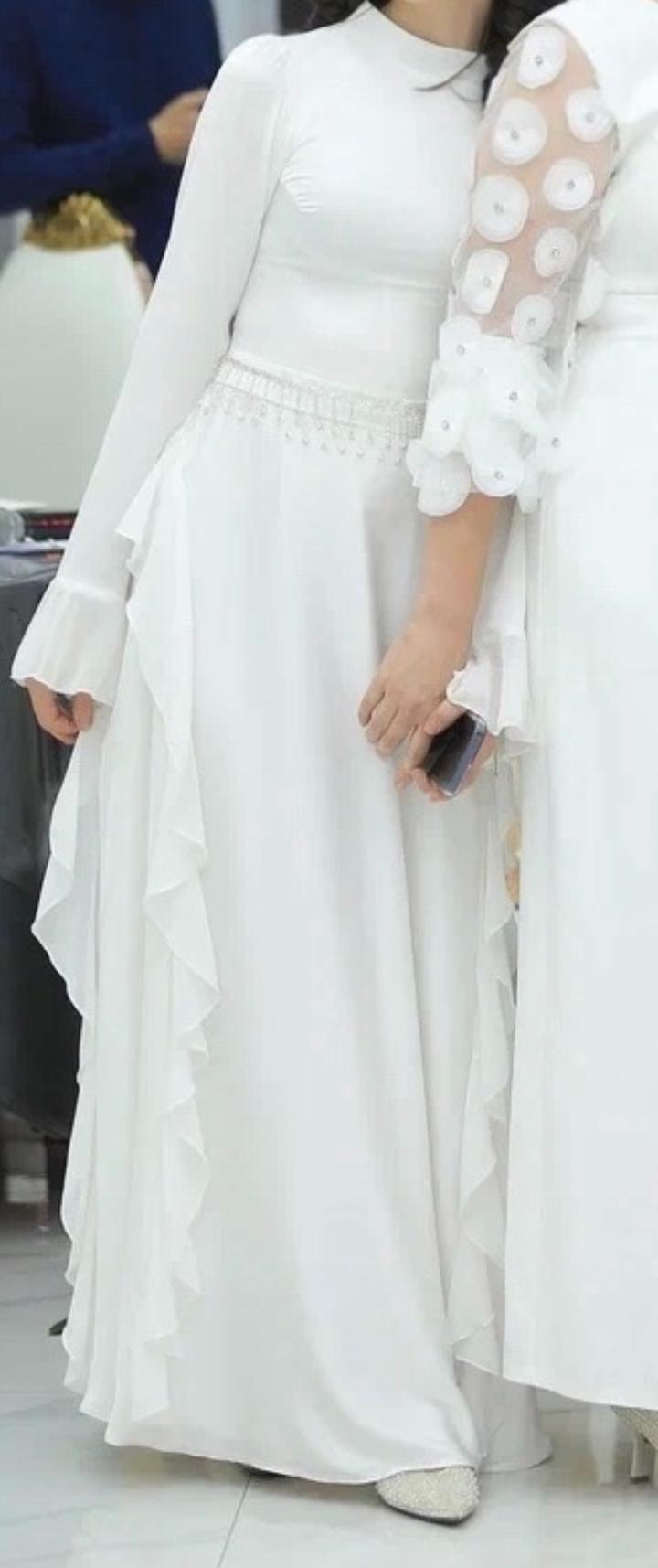 нежное платье