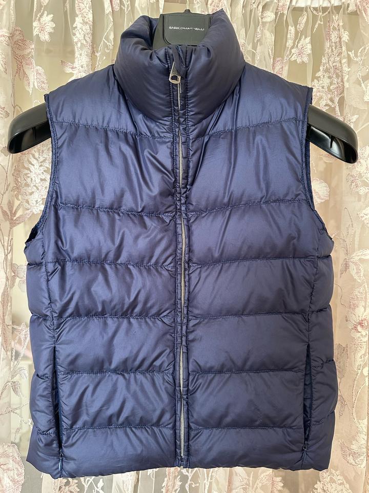 Пуховой жилет Weekend MaxMara