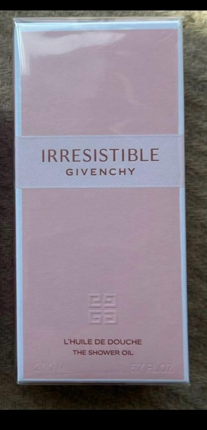 Гель для душа Givenchy