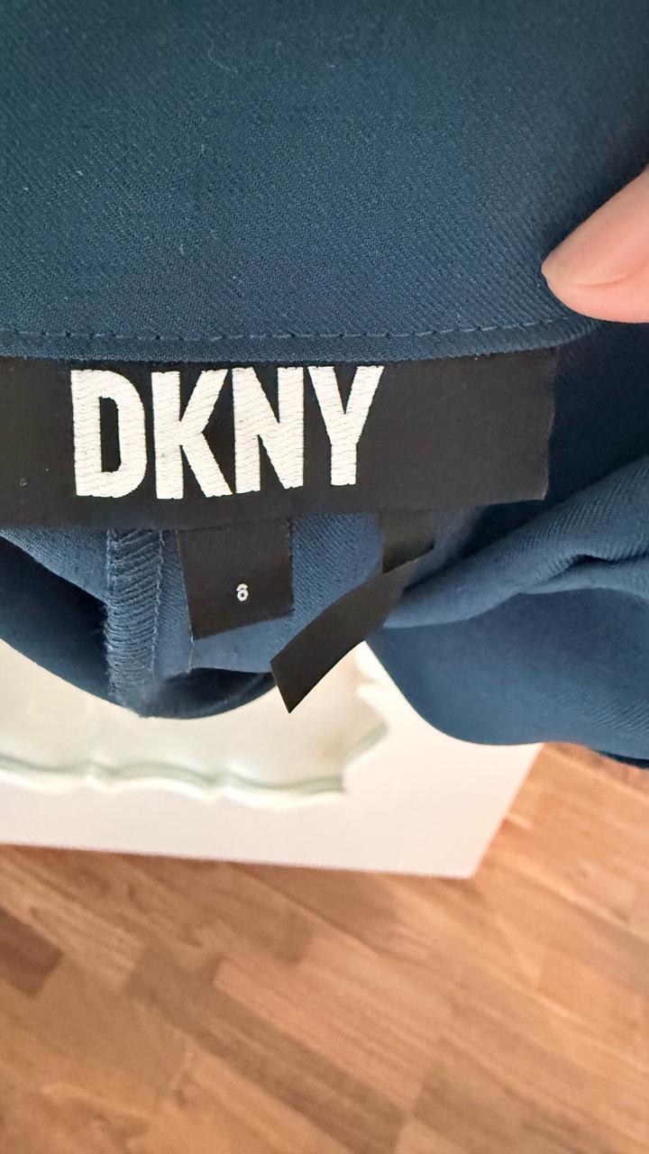 Костюм DKNY