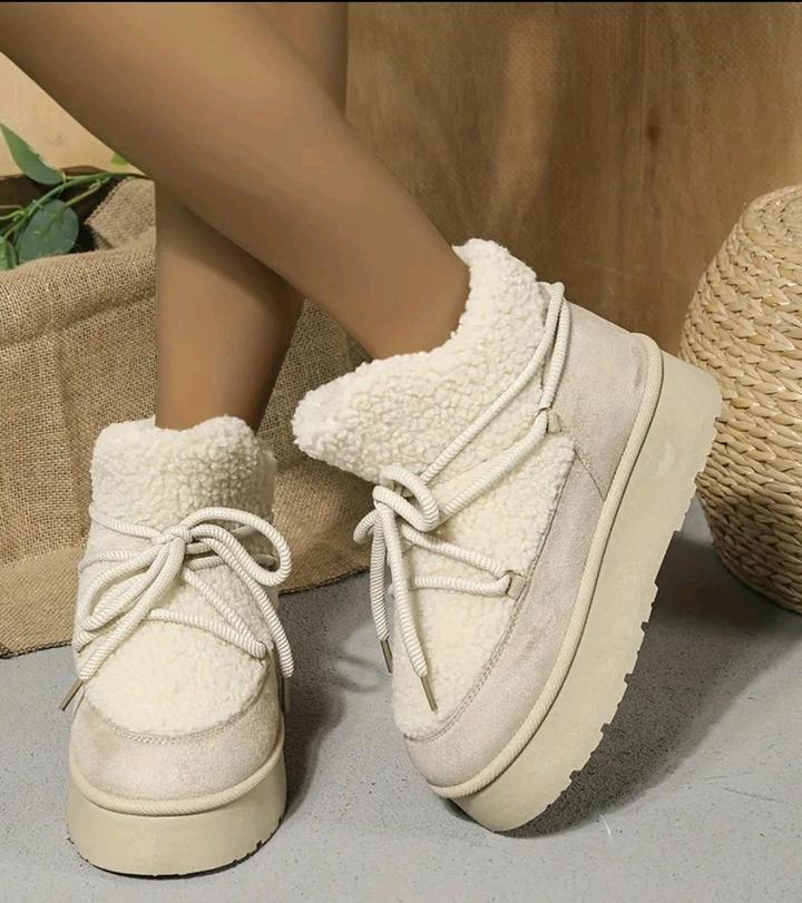 Зимний обувь.