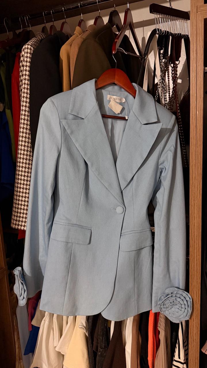 Пиджак голубой