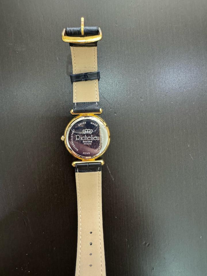 Женские часы Richelieu Swiss Made