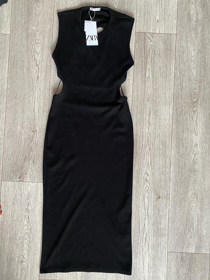 Трикотажное платье Zara