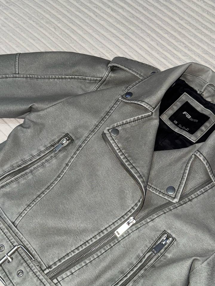 Серая косуха New Yorker