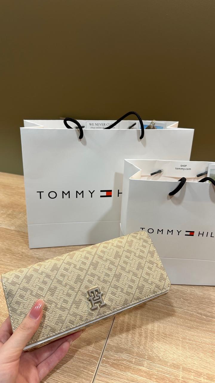 Tommy Hilfiger клатч