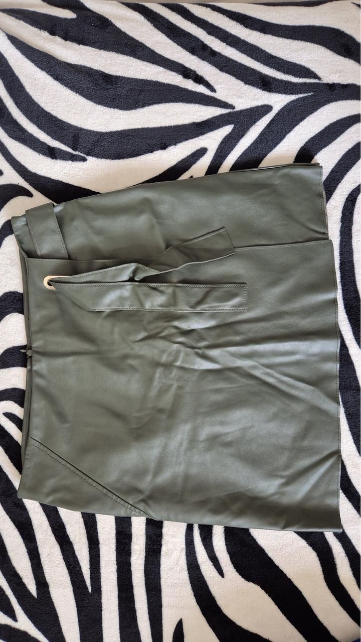 Юбка из замкожи O’stin