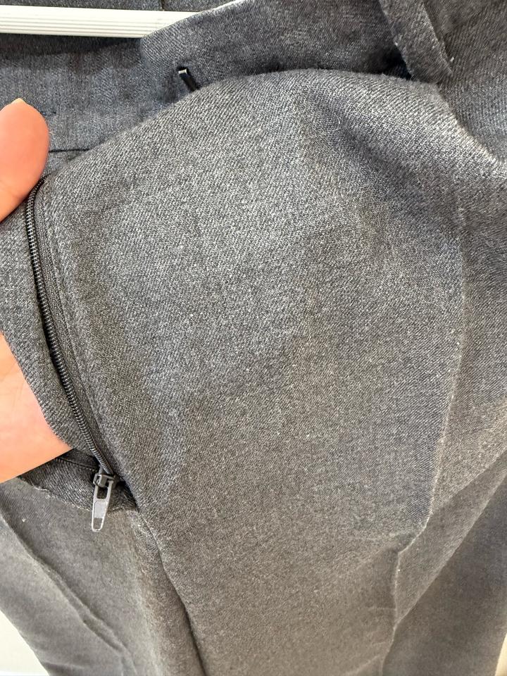 Комплект из жилетки no name и брюк Zara