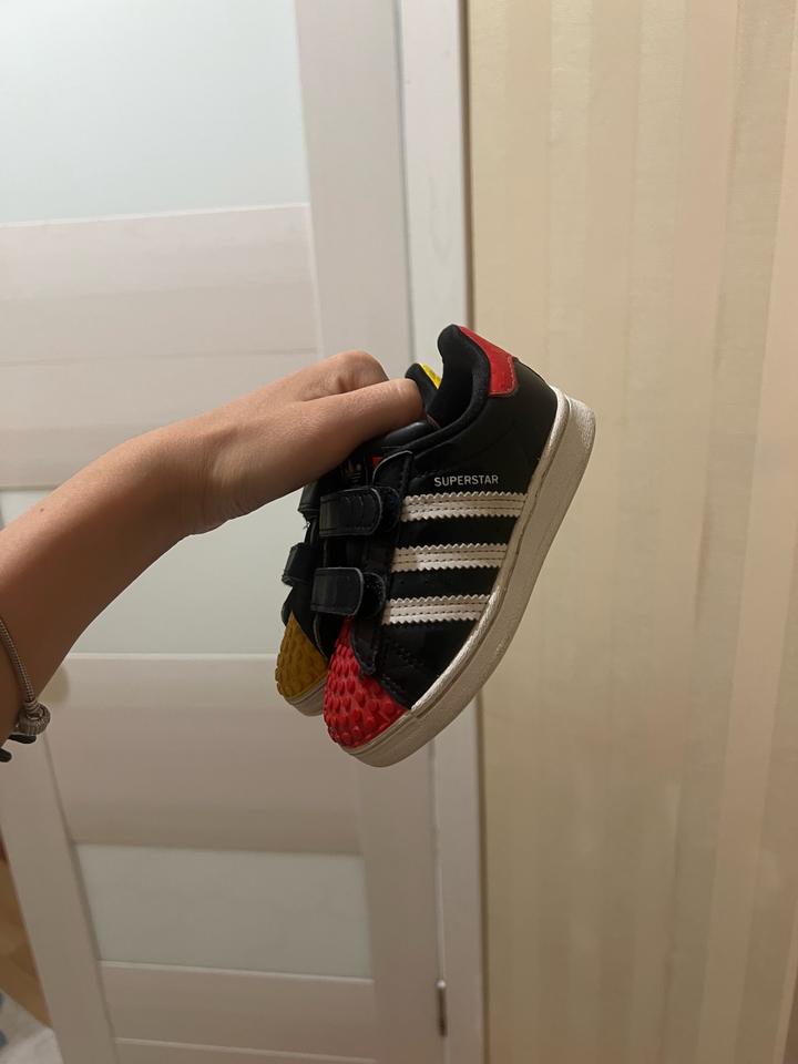 Адидас superstar кроссовки детские