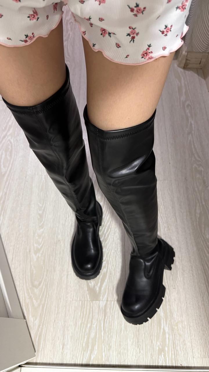 👢 Высокие ботфорты